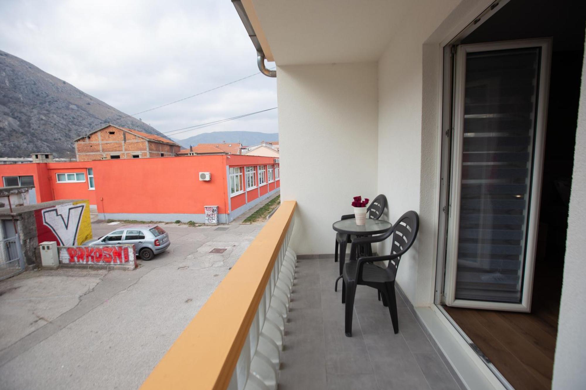 On Point Apartment Mostar Ngoại thất bức ảnh